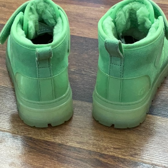 UGG Lime Suede Neumel Shorty - Picture 3 of 6